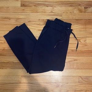Lululemon on the fly pants- navy